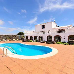 villa-clara-1.puertodelcarmen-hotels.org/