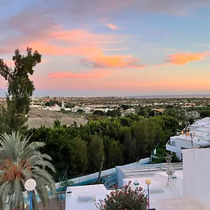 bungalow-con-vistas-al-mar-terraza-piscina-y-parking-gratuito.in-canary-islands.com/